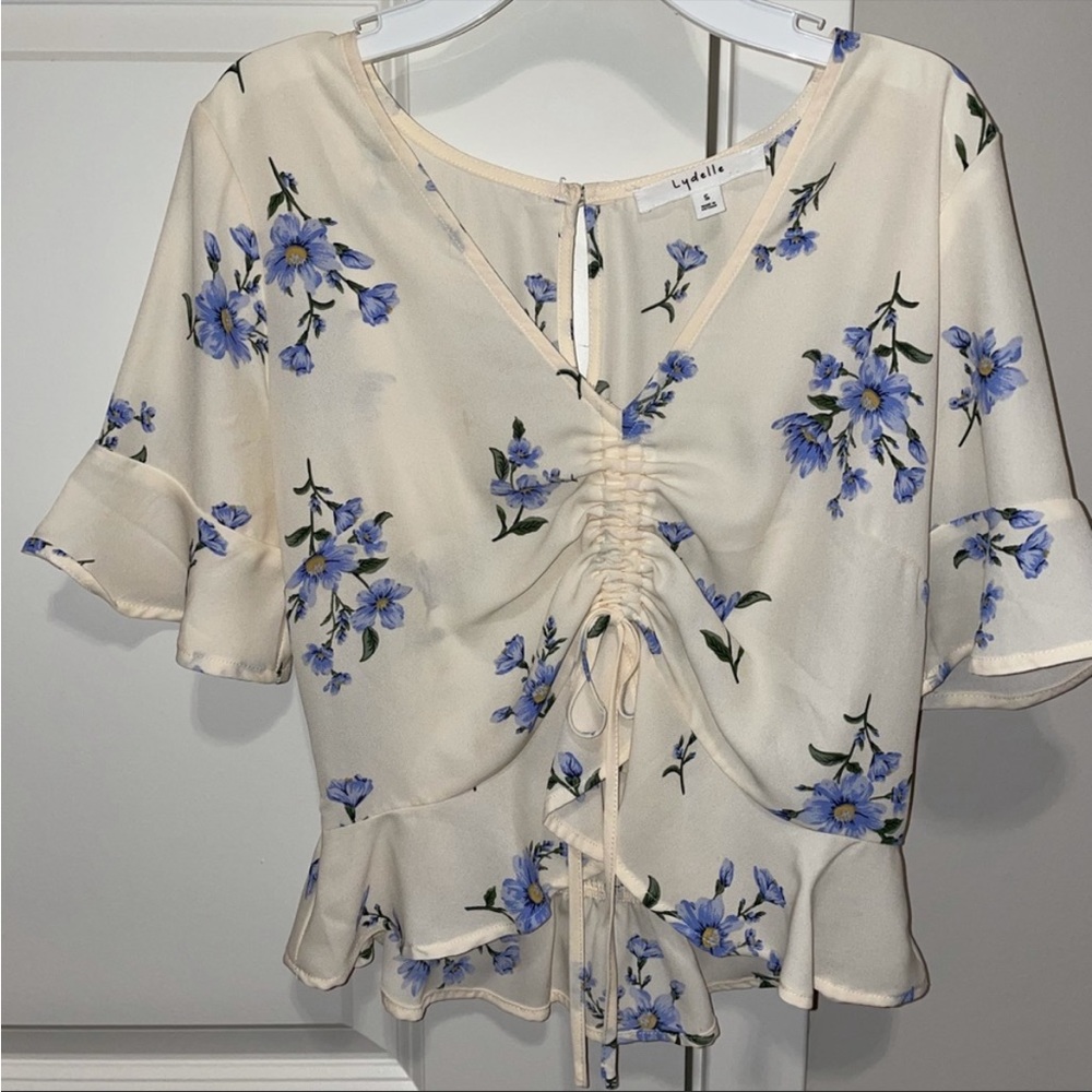 Floral Top - Picture 2 of 2